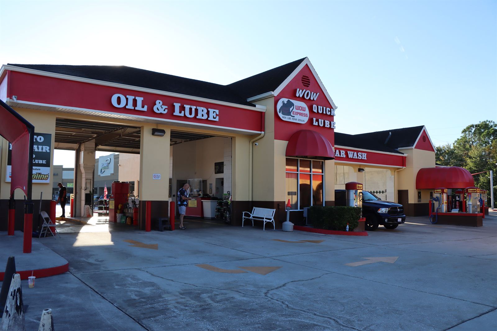 Customers at the Oil & Lube service bays